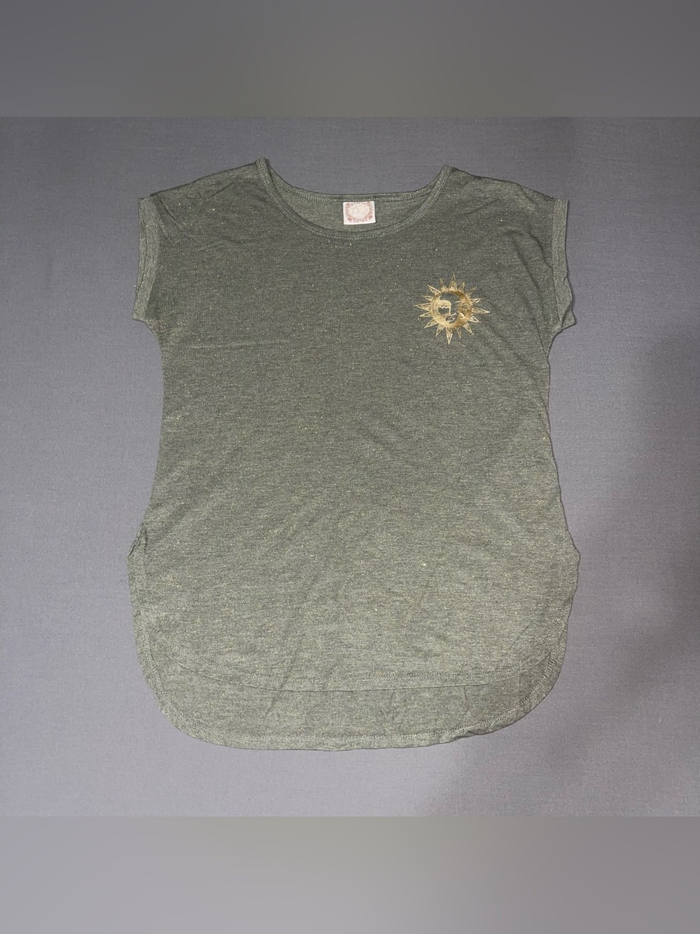 Tru Self Graphic Tee Women’s Unsized Green Gold Celestial Sun Moon